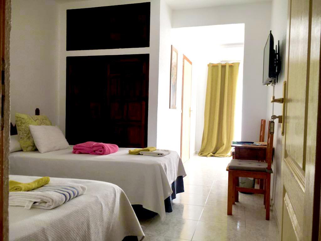 El Artista Hostel บิยาโฮโยซา ภายนอก รูปภาพ